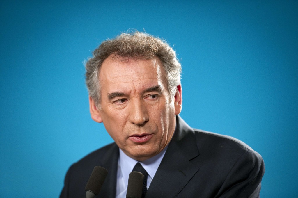 FRANCE2012-ELECTIONS-MODEM-BAYROU-